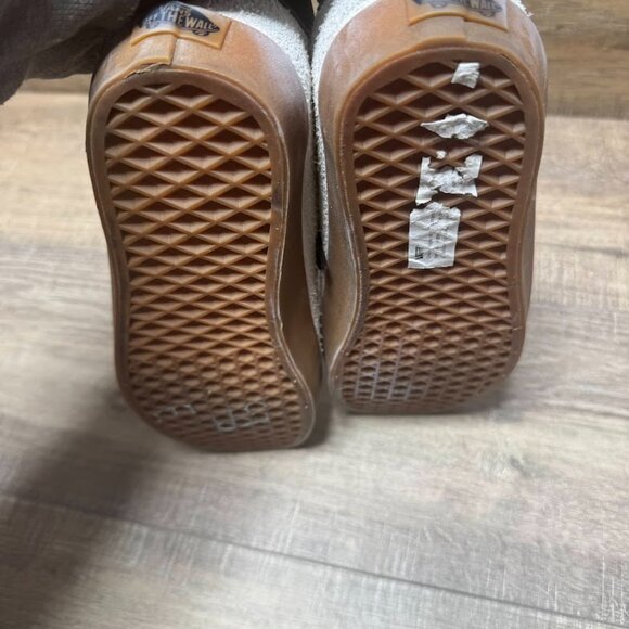 Vans Sport Lowland White Suede Sneakers Women's Size 8.5 - Picture 4 of 6